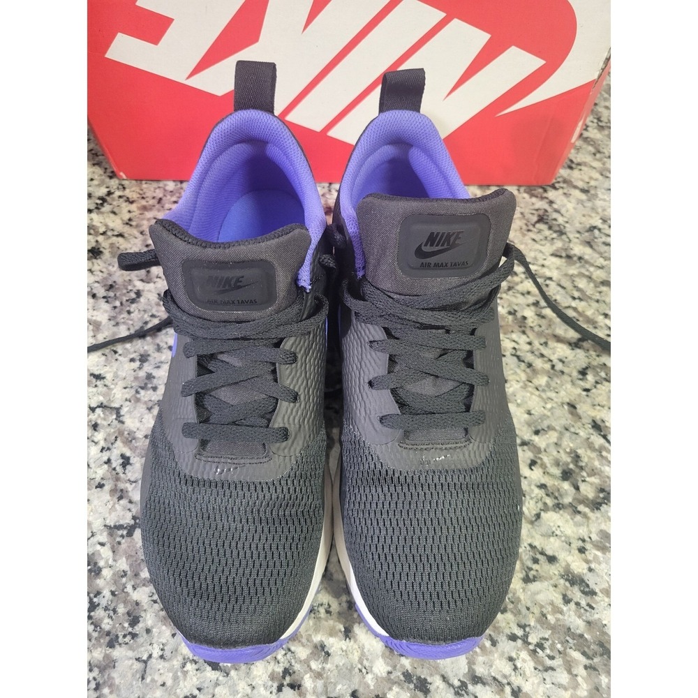 Nike air max tavas purple and black